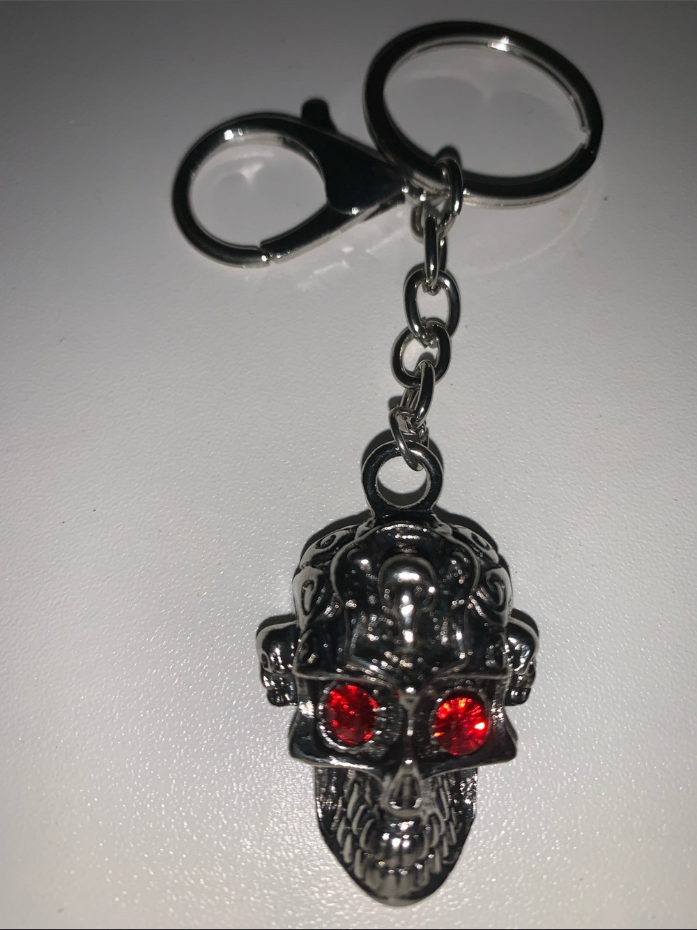 Silver Skull bag/purse charm Keychain with Red Gem Eyes